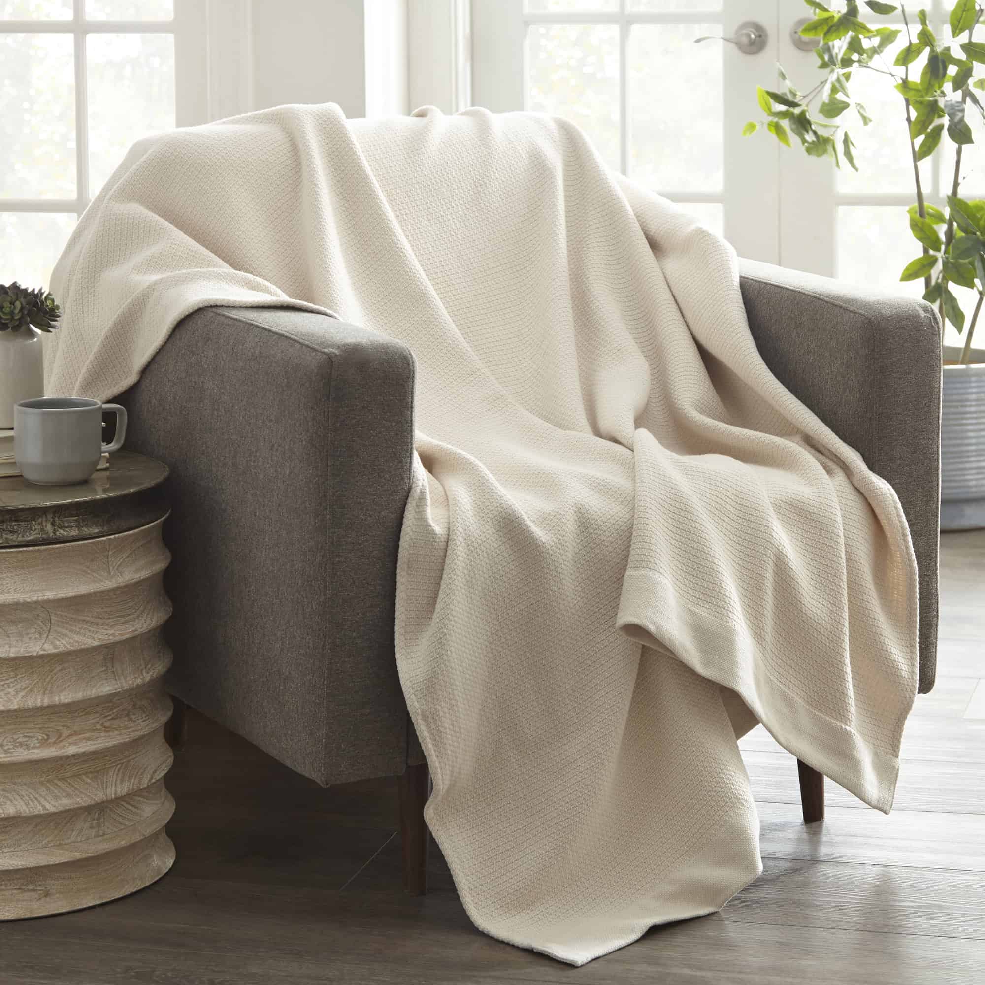 Organic Cotton Woven Blanket — All-Season